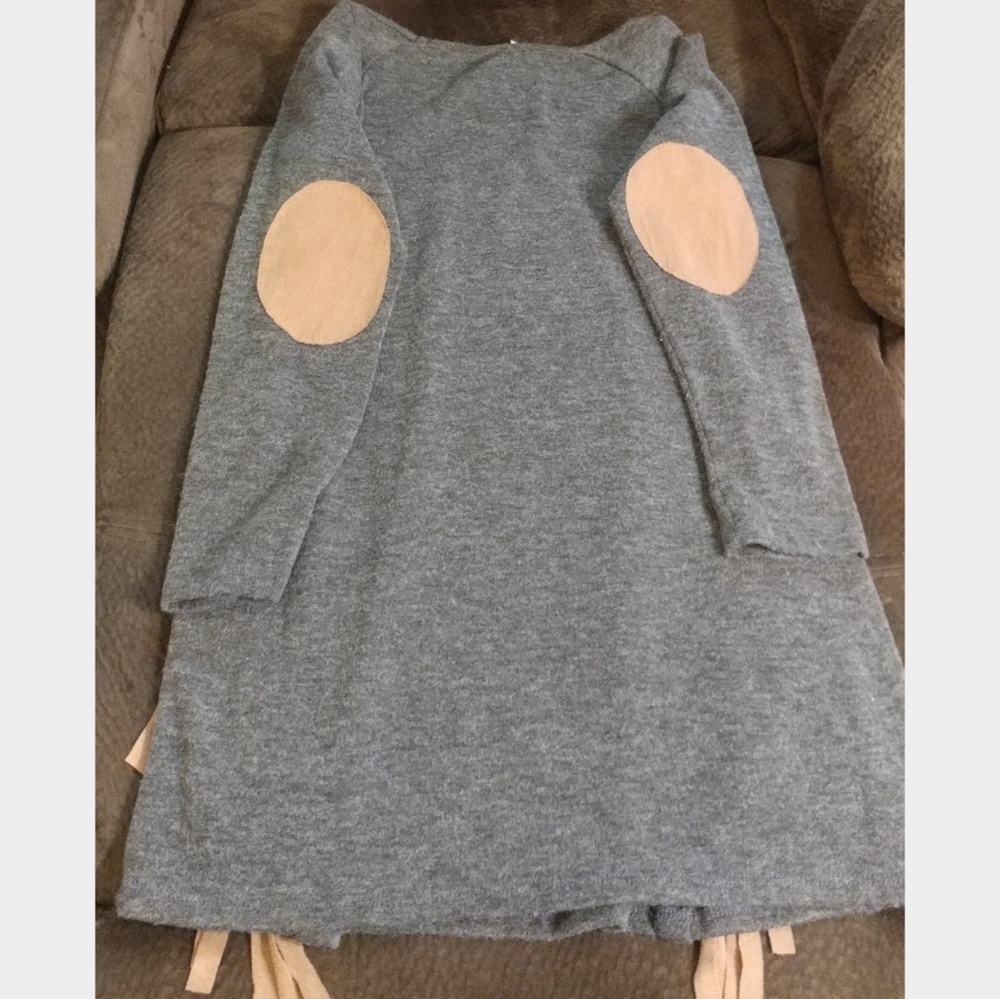 Sweater - Picture 3 of 3
